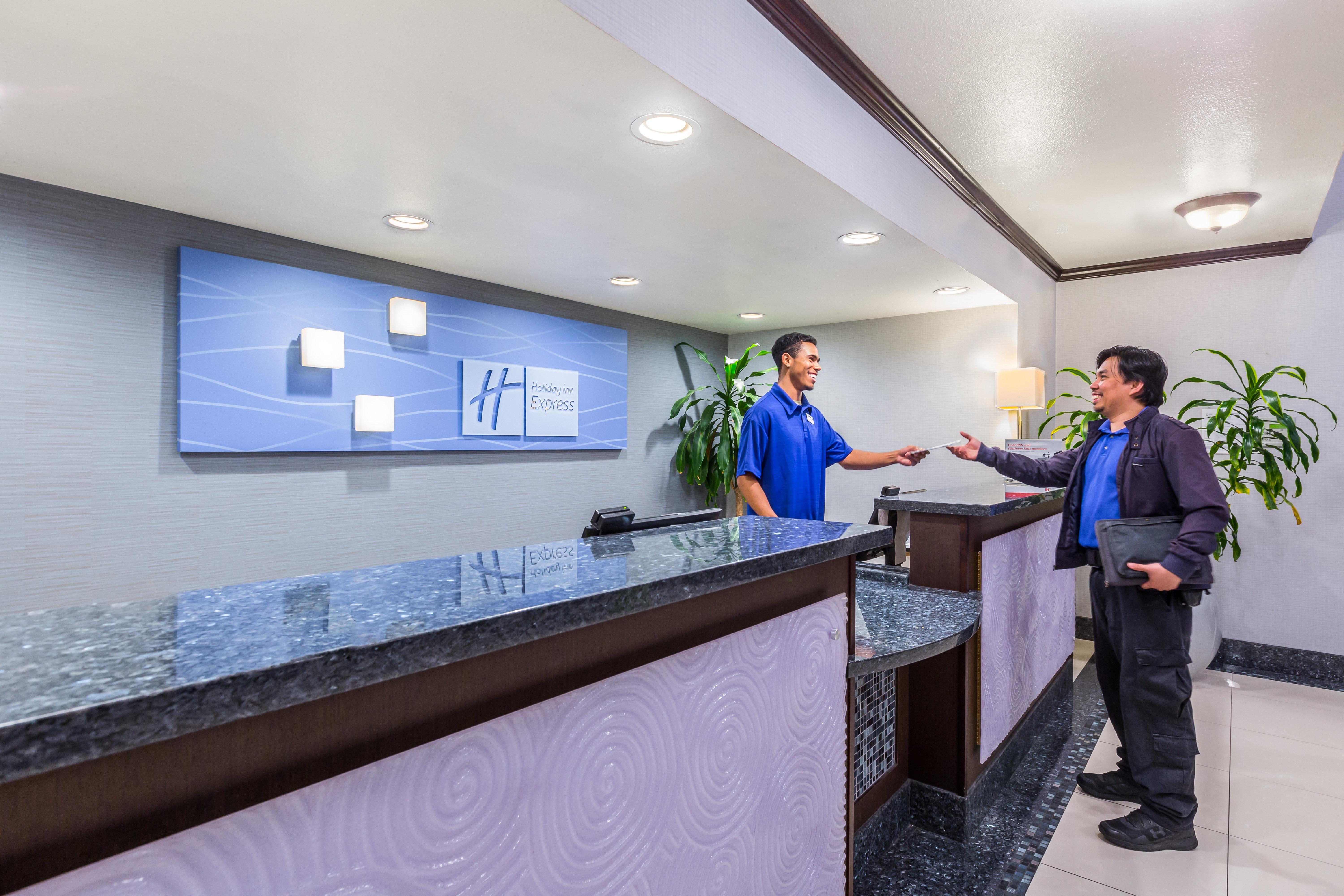 Hotel Express - Sea World Area By Ihg San Diego